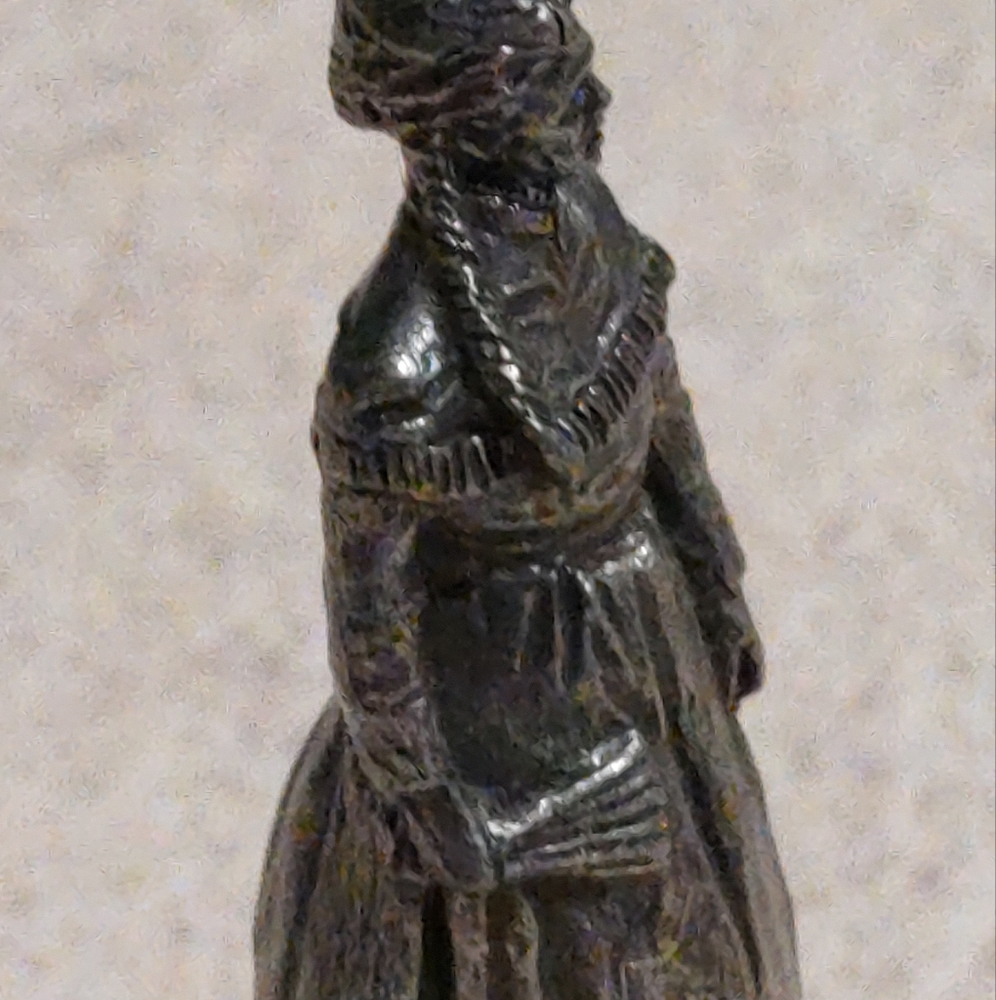 Exquisite Franklin Mint Civil War Chess pieceConfederate Queen piece Belle Boyd